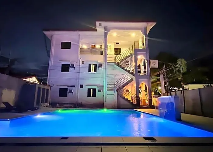 Ostello Junie House *
